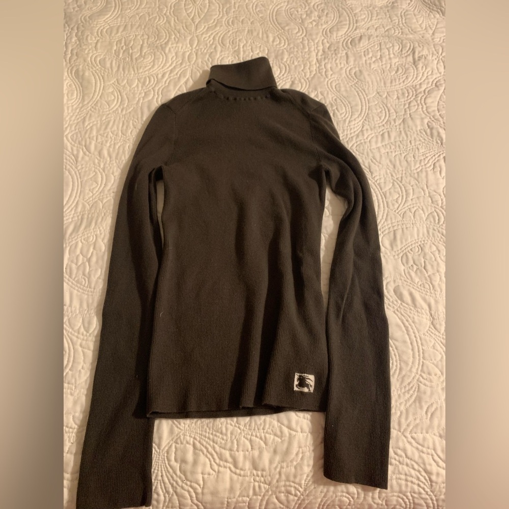 Burberry women's turtleneck sweater small